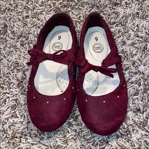 Toddler’s size 9 Burgundy flats